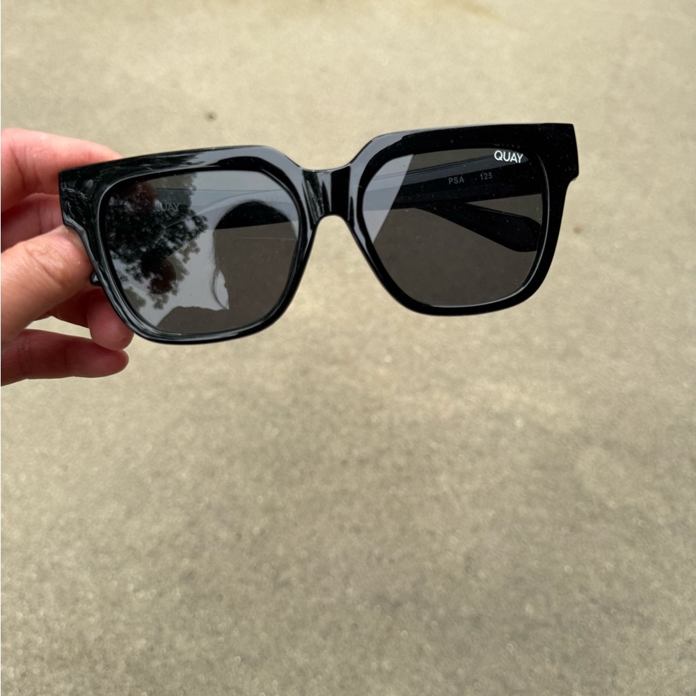 Quay After Hours BLACK/SMOKE POLARIZED